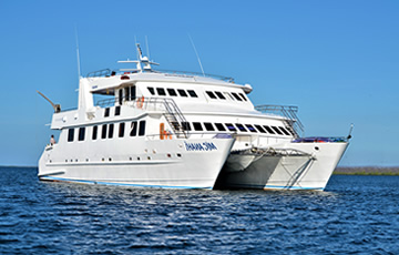 Galapagos Anahi Yacht