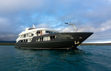 Galapagos Infinity Yacht