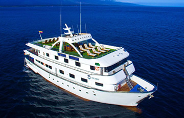 Galapagos Solaris Yacht